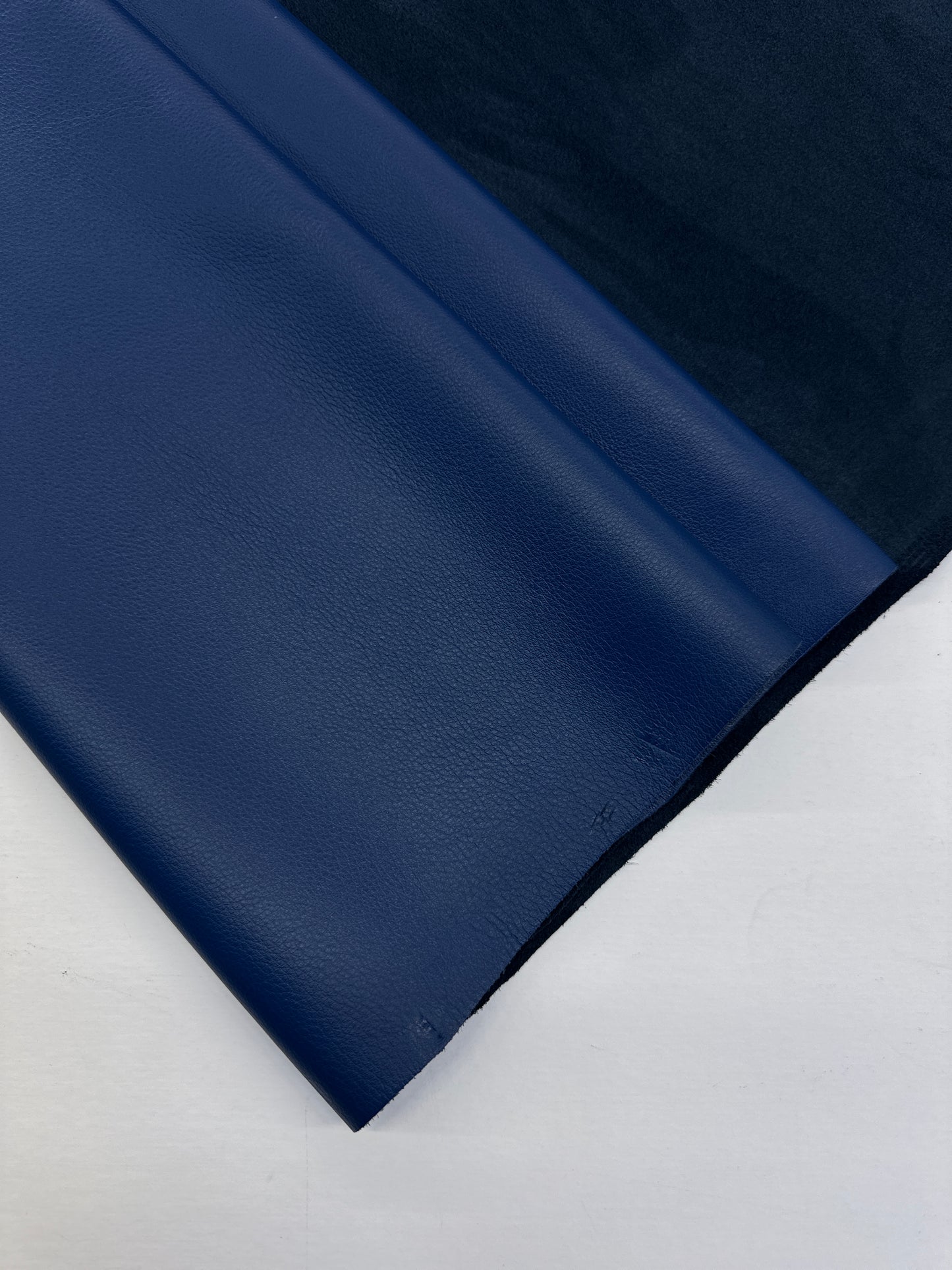 Navigator Garment Leather - Royal Blue