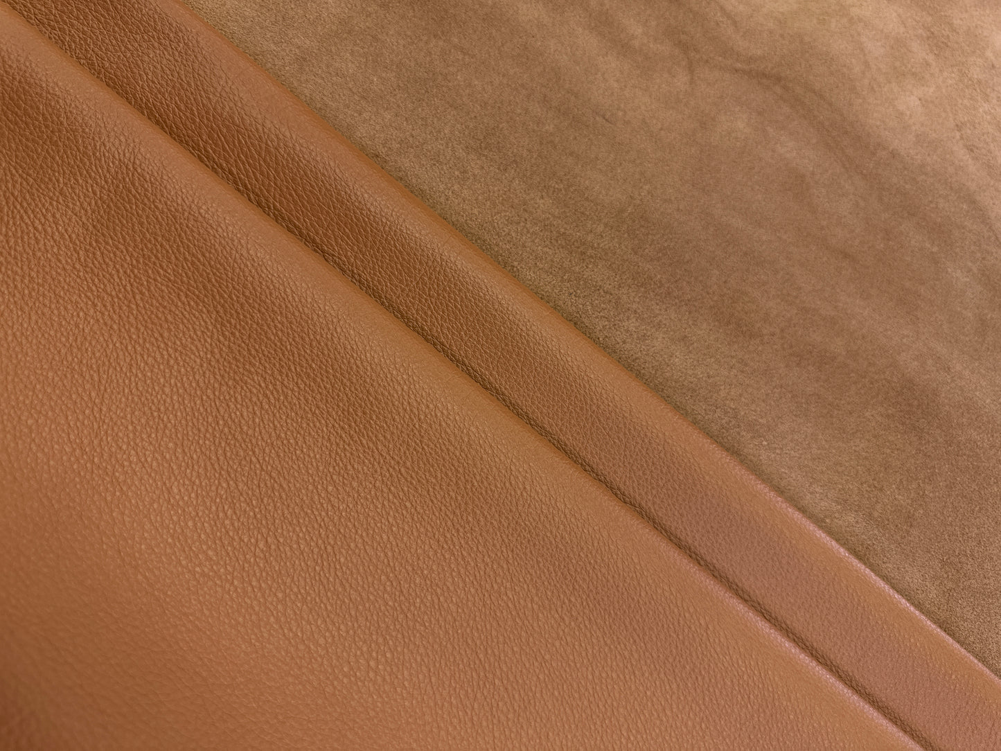 Navigator Garment Leather - Tan