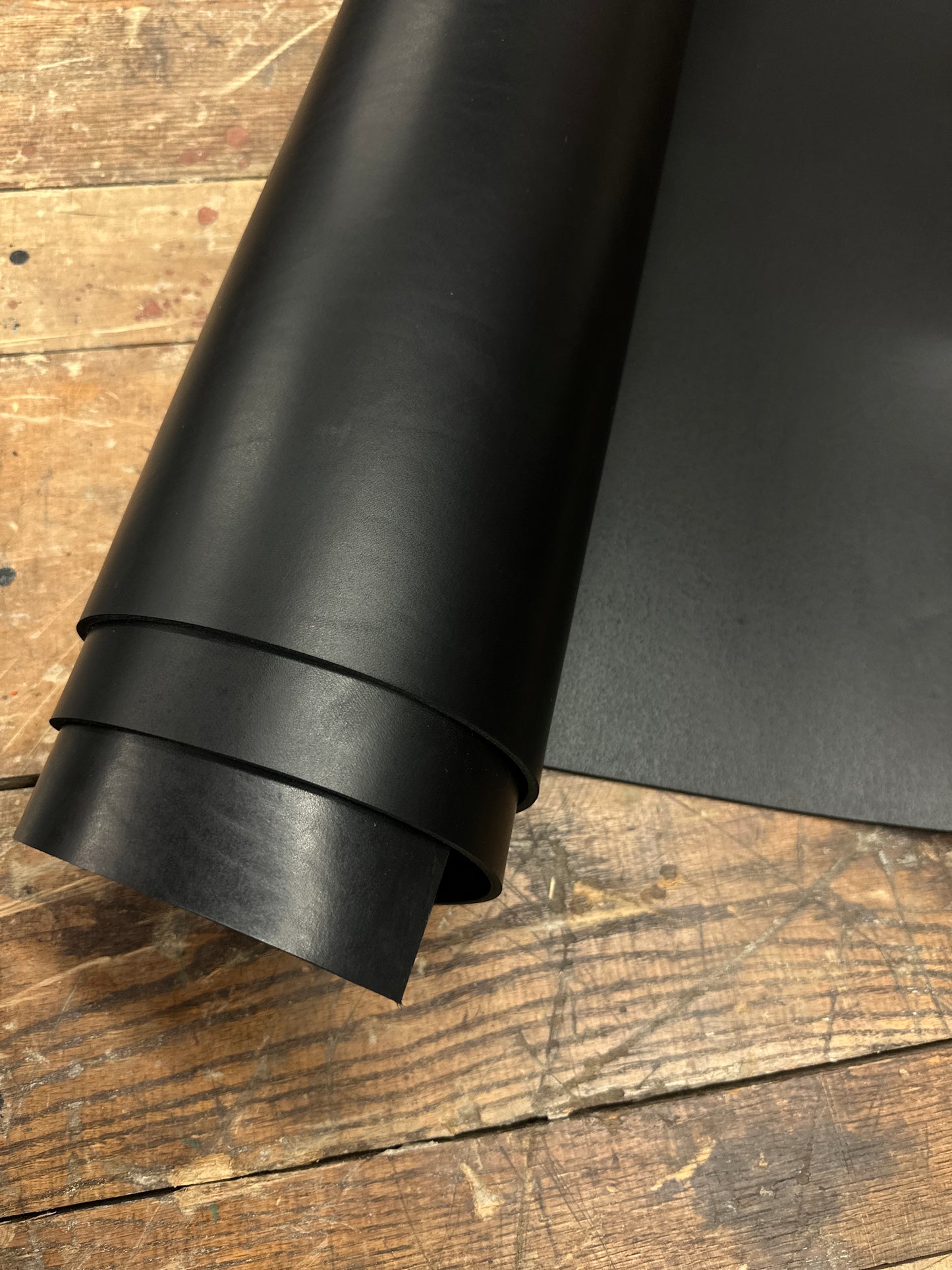 MB Pellami - Toscano Bull Shoulders - Black